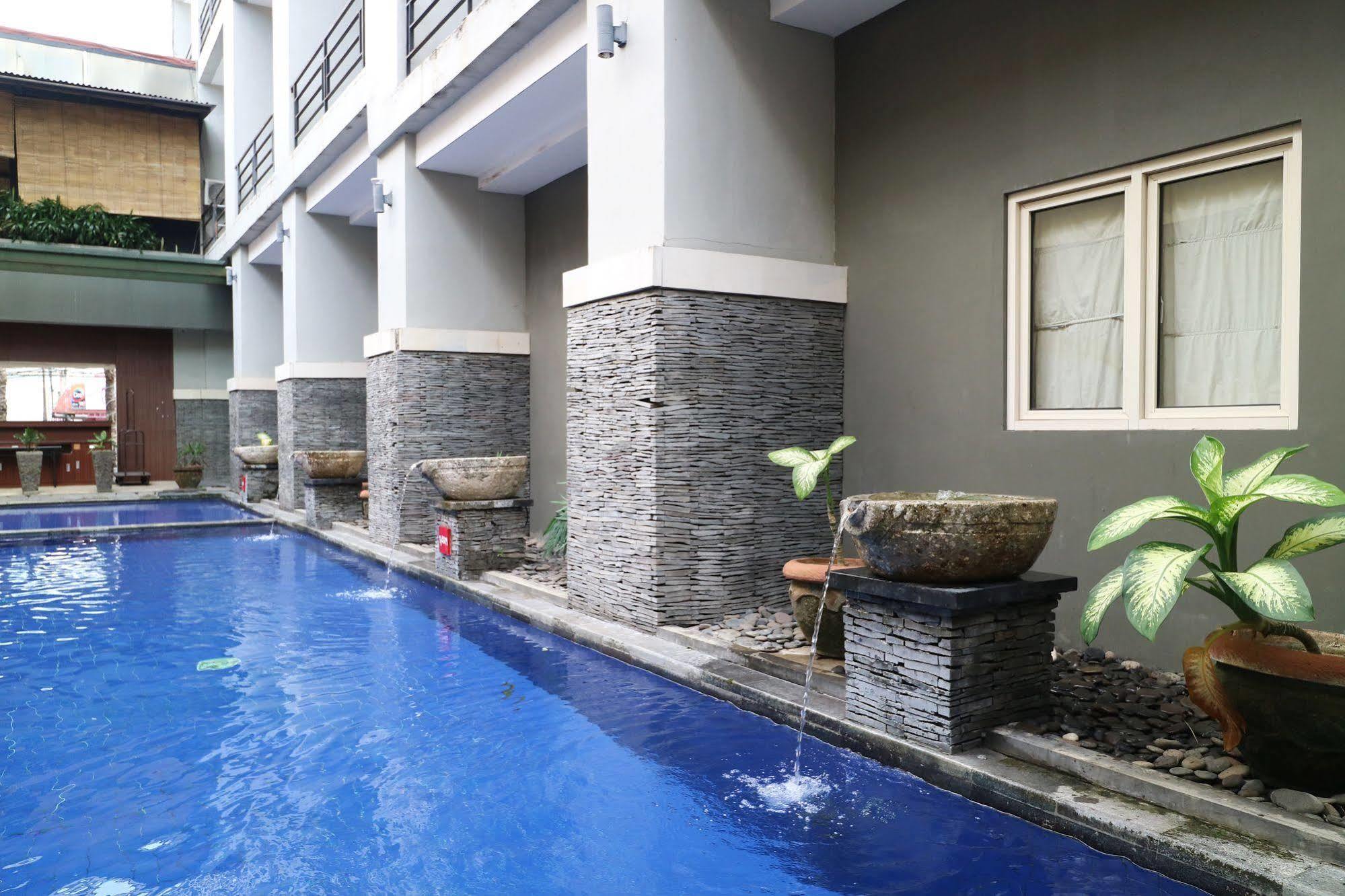 Inna 8 Lifestyle Hotel Denpasar 외부 사진